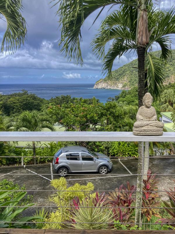 30-Location Villa Deshaies Guadeloupe piscine vue mer - parking